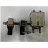 Image 8 : Lot Of Misc Valves And Gauges