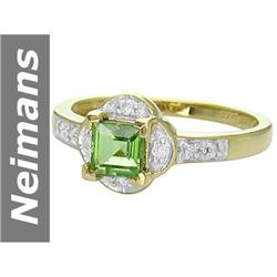 0.92 ct Green Apatite & Diamond Ring 14kt Gold