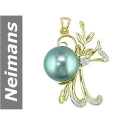 15.5 MM Black Tahitian Pearl & Diamond Pendant 14kt Gold