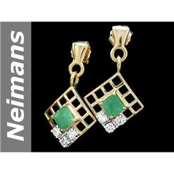 0.77 ct Emerald & Diamond Earrings 14kt Gold