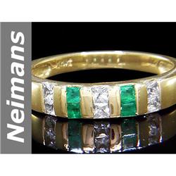 0.9 ct Emerald & White Sapphire Ring 14kt Gold