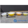 Image 1 : (4) Pyrex Bowls