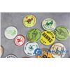 Image 5 : (24) Assorted Club & Sports Team Buttons