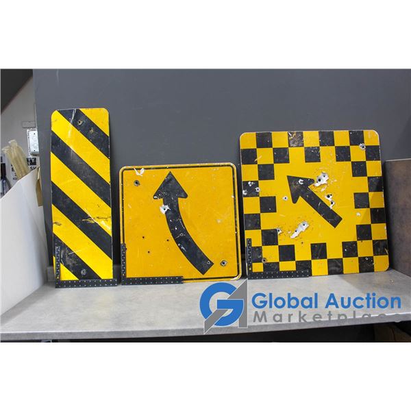 (2) Different Curve Ahead Road Signs & Checkered Road Sign