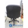 Image 5 : **Black Office Chair on Wheels
