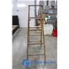 Image 2 : **5ft Wooden Ladder