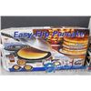 Image 8 : Easy-Flip Pancake Maker & Muffin Magic Press