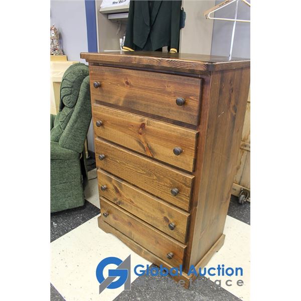 5 Drawer Wooden Dresser w/Wood Pulls