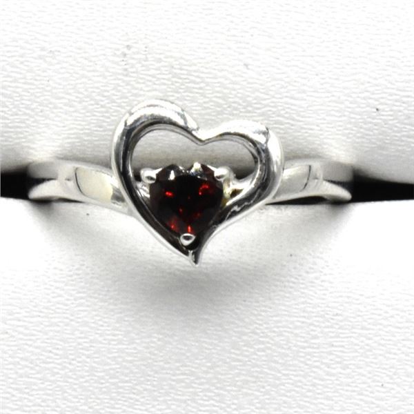 $150 Silver Garnet(0.3ct) Ring