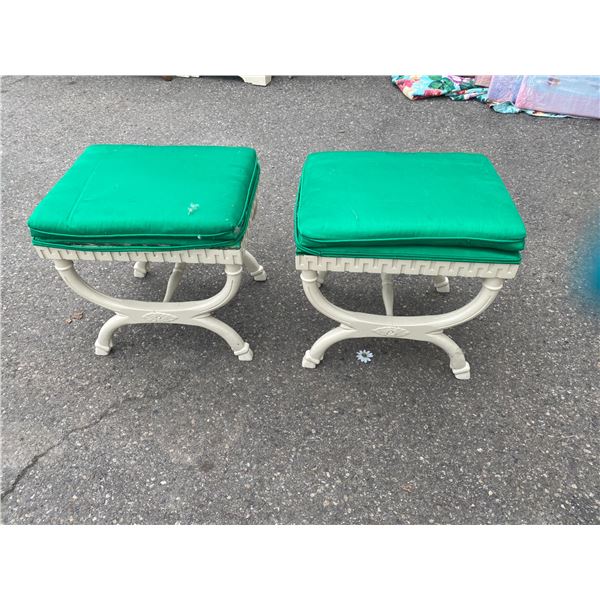 Pair stools