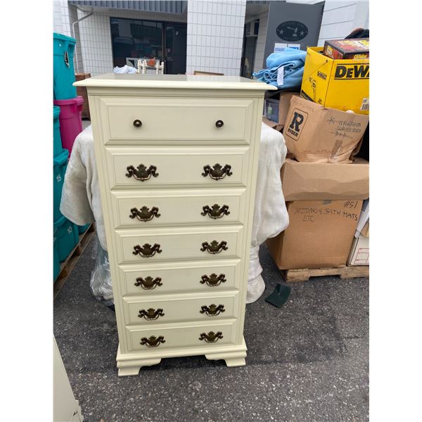 Vilas mable taller dresser