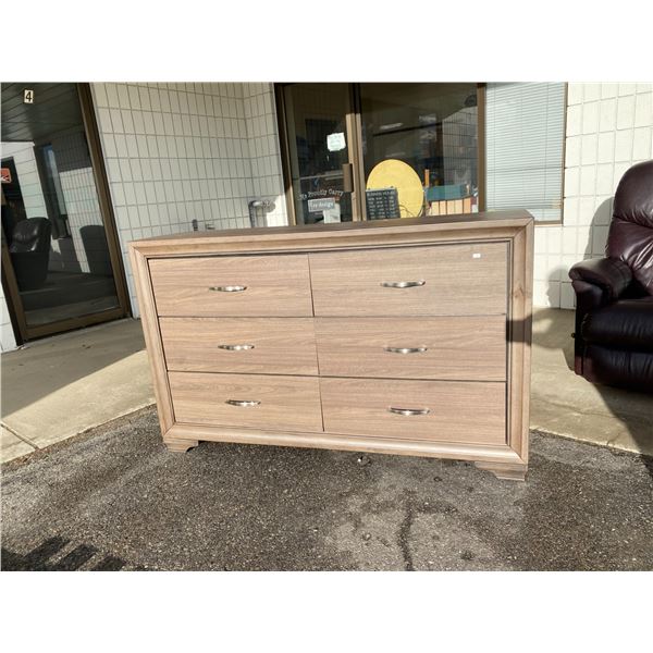 Libery furniture dresser