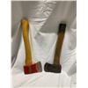 Image 1 : 2 hatchets