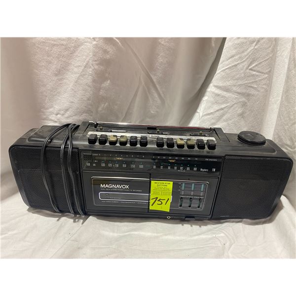 Magnovox radio, cassettes player recorder