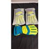 Image 1 : 3 BRAND NEW PAIRS OF SKI GLOVES W/ 3M THINSULATE FITS L/XL RETAIL $49 EACH