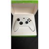 Image 2 : XBOX SERIES X/S ONE WIRELESS CONTROLLER - ROBOT WHITE, TESTED WORKING