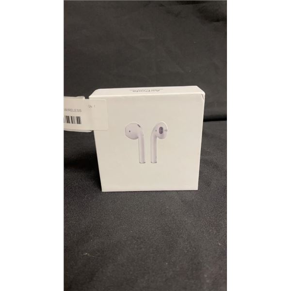 APPLE AIRPODS 2ND GEN WIRELESS EARBUDS WITH CHARGING CASE, TESTED WORKING