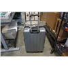Image 3 : SWISS GEAR SILVER HARD CASE LUGGAGE