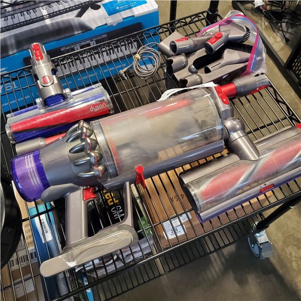 DYSON V11 OUTSIZE HANDHELD VACUUM W/ ATTACHMENTS AND CHARGER TESTED AND WORKING  RETAIL $1099