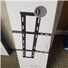 Image 2 : BRAND NEW INSIGNIA 47" - 90" FIXED TV WALL MOUNT