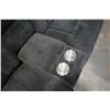 Image 3 : NEW GREY DOUBLE RECLINING SOFA WITH CENTRE CONSOLE RETAIL $1499