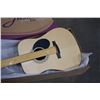 Image 2 : AS NEW JASMINSE S35 DREADNOUGHT ACOUSTIC GUITAR