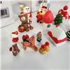 Image 3 : 2 NEW SETS OF ZEALOR MINIATURE CHRISTMAS DOLL HOUSE FIGURES