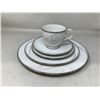 Image 3 : Platinum 5 pce place setting