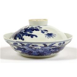 Blue and White Flower Bowl with Cover, Qing Dynasty