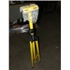 Image 1 : 3 Tripods