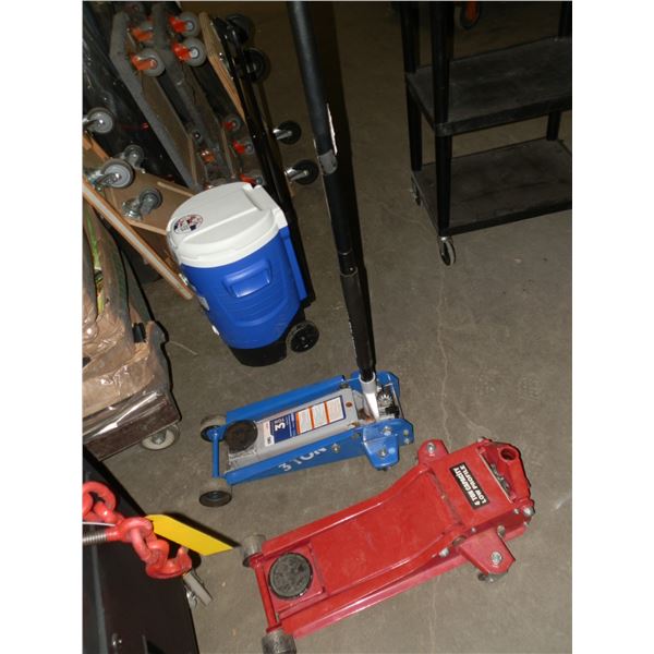2 Hydraulic Floor Jacks