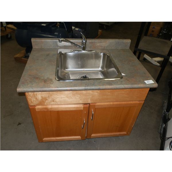 Sink & Cabinet