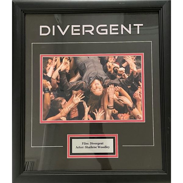 Framed & Signed Divergent Movie Photo Collage