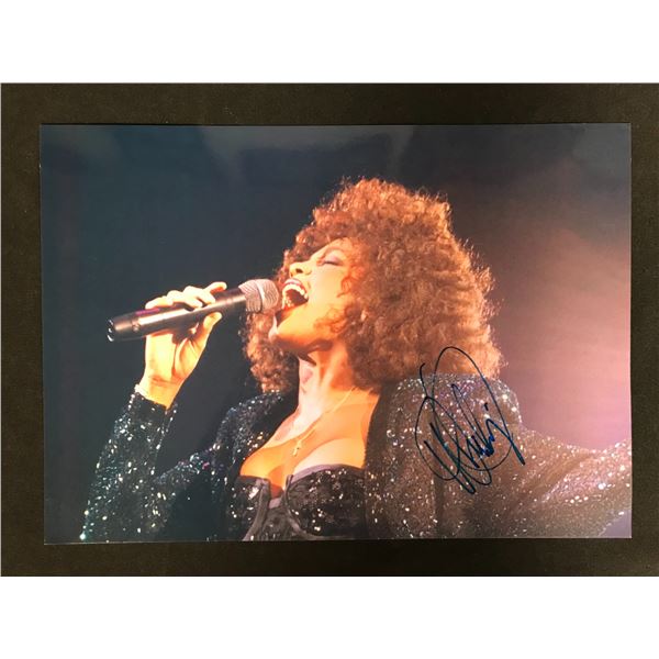 WHITNEY HOUSTON SIGNED 8X10 PHOTO (REAL AUTHENTIC COA)