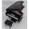 Image 3 : MICHAEL J FOXX SIGNED RAY MINI PIANO (BECKETT COA)