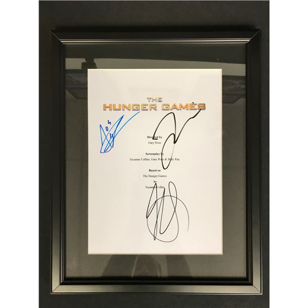 THE HUNGER GAMES CAST SIGNED SCRIPT COVER (RA COA)