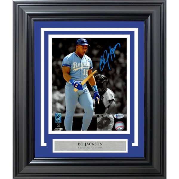 BO JACKSON SIGNED AND CUSTOM FRAMED 8 X 10 (BECKETT COA)