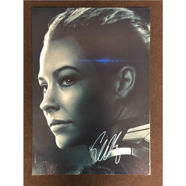 ELIZABETH OLSON SIGNED AVENGERS 8 X10 (RA COA)