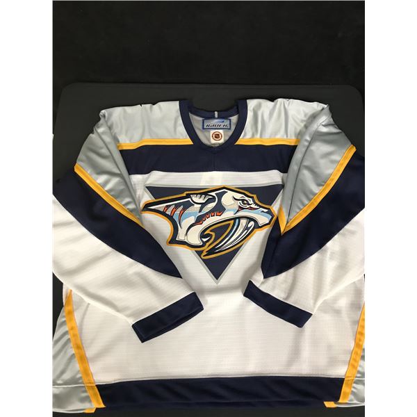 NASHVILLE PREDATORS HOCKEY JERSEY