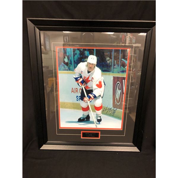 WAYNE GRETZKY SIGNED 24 X 30 FRAMED DISPLAY TOUCHSTONE COA