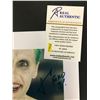 Image 2 : JARED LETO SIGNED JOKER 8 X 10 (RA COA)