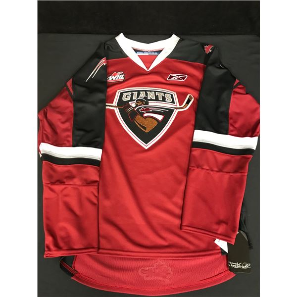 VANCOUVER GIANTS HOCKEY JERSEY (BRAND NEW w/ TAGS)