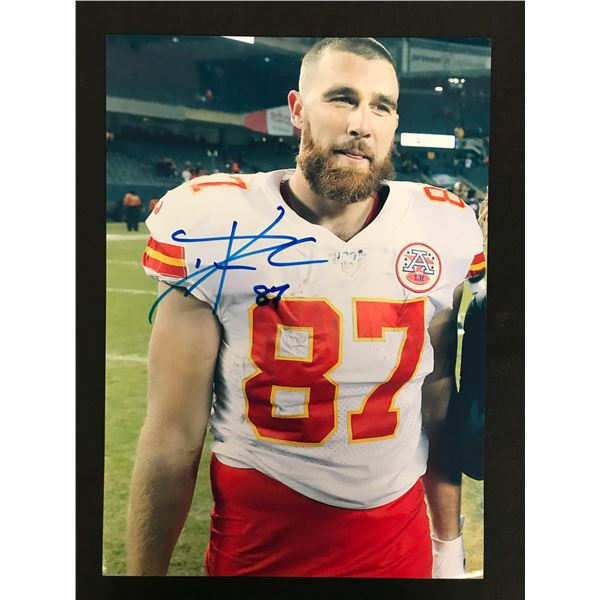 TRAVIS KELCE SIGNED 8X10 PHOTO (RA COA)