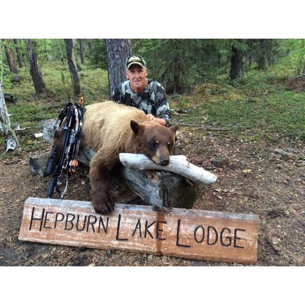 SASKATCHEWAN – BLACK BEAR HUNT OVER BAIT FOR ONE HUNTER