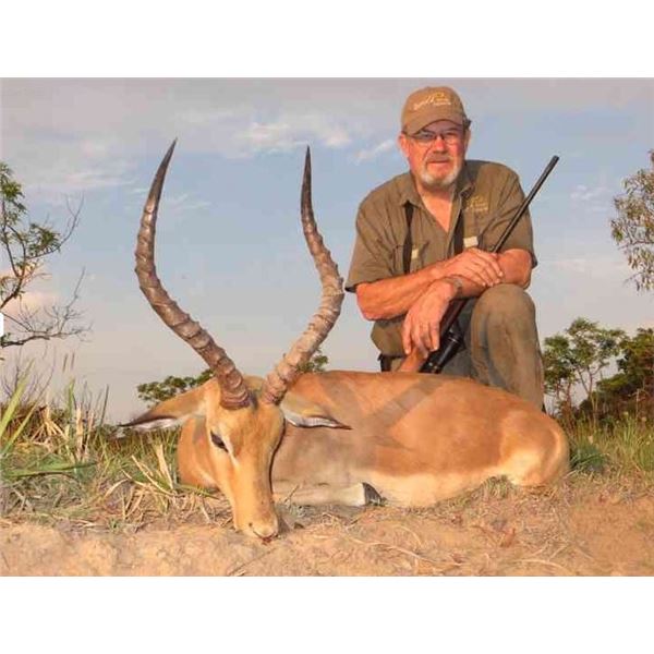 2x Warthog, 2x Impala, 2x Kudu with Bosveld Jacobs Safaris