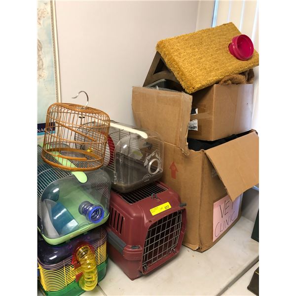 Pet Carriers, Hamster Cages, Bird Cage, Misc items from Pet Clinic from Turner & Hooch, carpeted cat