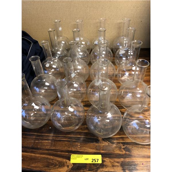 20 beakers 1000ml size from the Science Class