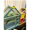 Image 1 : One Painted Green Bird Cage and one Daytime Play Cage for Bird/Hamster/Guinea Pig