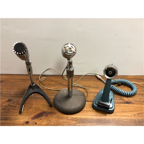 Collection of three small vintage microphones - Teisco & PieZo SM2