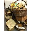 Image 1 : Lot of Wicker Baskets with a few bags of spices not expired
